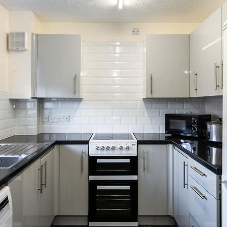 Modern 2 Bed House- Free Parking And Close To The Centre Bristol Exterior foto
